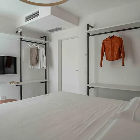 Penthouse Afrodite - Luxury Italian Design By 